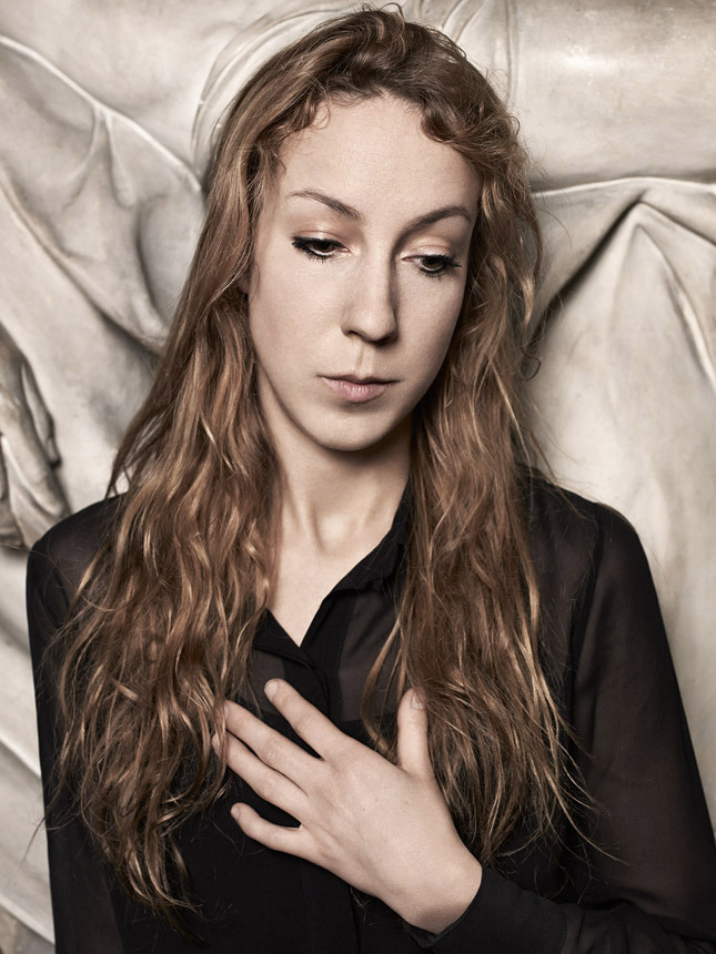 ���� ���-���