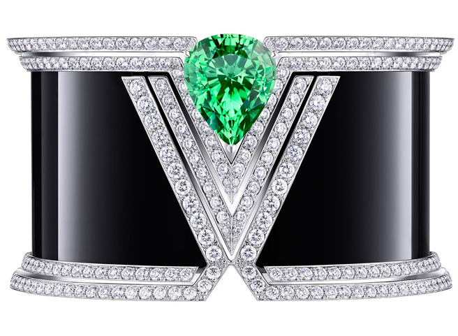 V ������ Vuitton