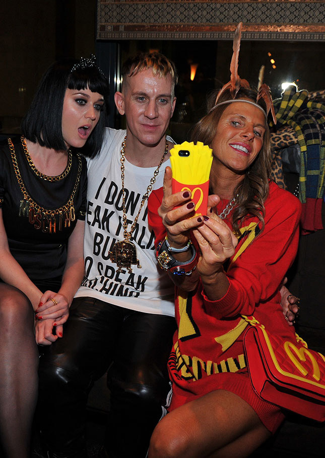 ����� ������� ����� Moschino