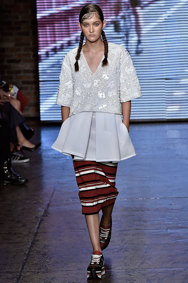 DKNY �����-���� 2015