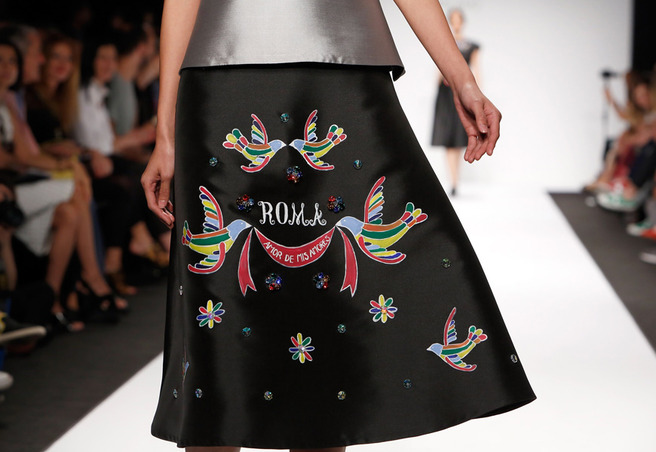 ���� ����