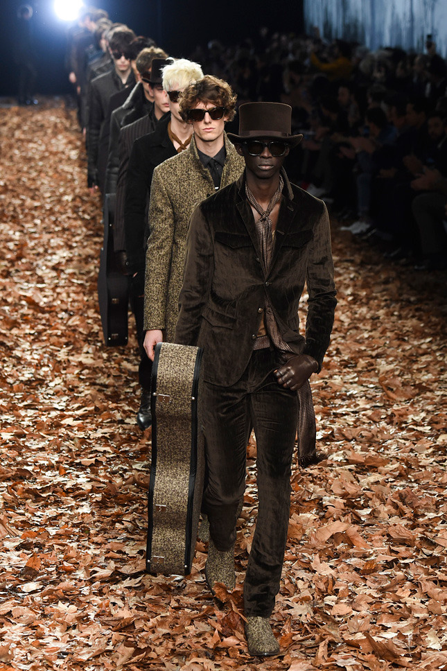 John Varvatos �����-���� 2015