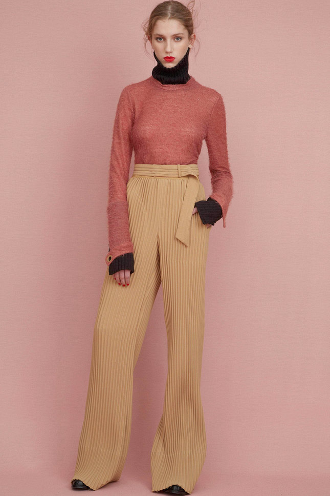 ��������� �������� � Louis Vuitton �� ��������� � ���������� ������ ������ ��� ������ � �������