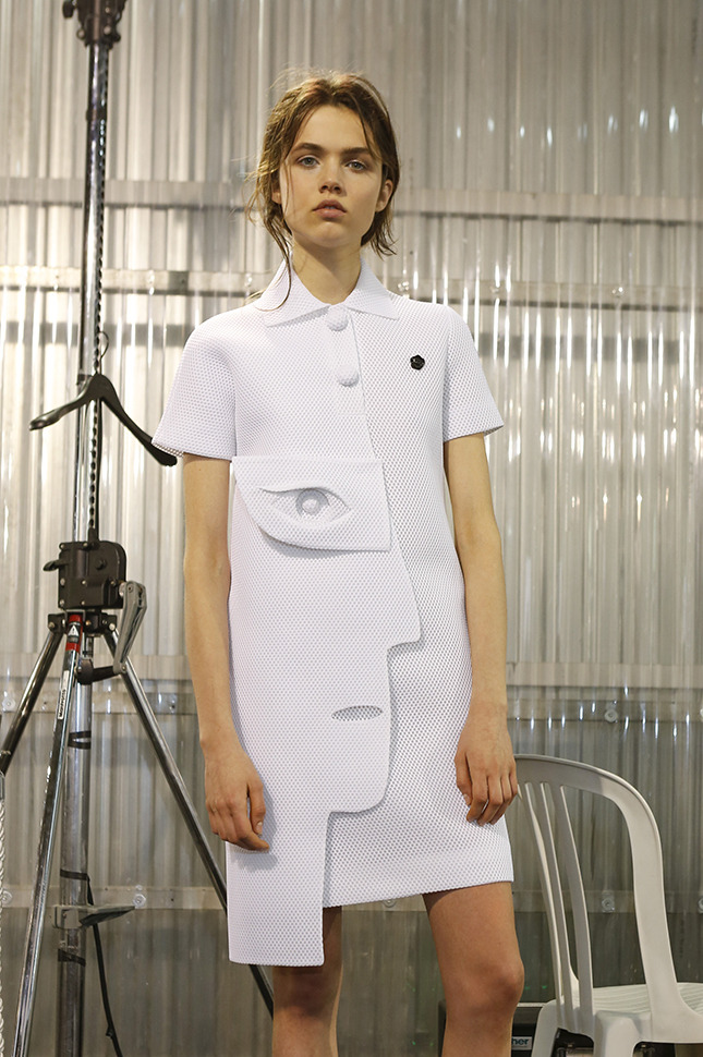 ���� �� ������������� ��������� Viktor & Rolf Couture ����� ������