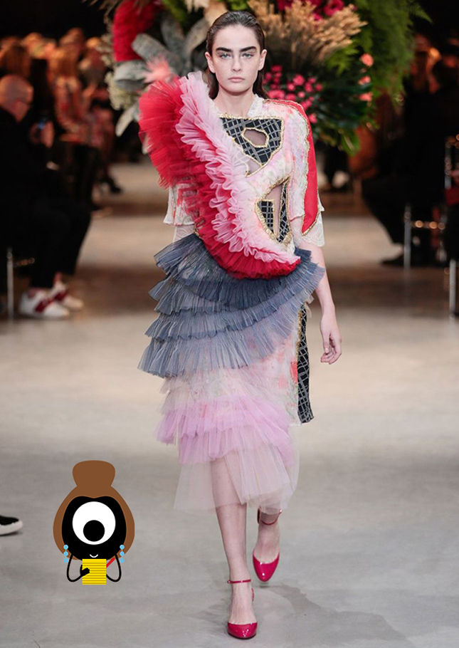 #SuzyCouture: Viktor & Rolf  Gilding Broken Dreams