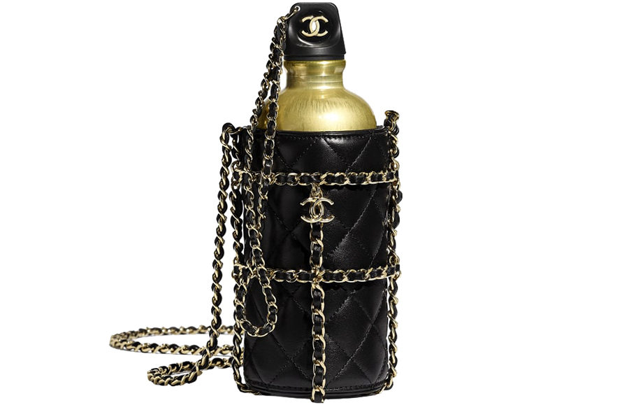 Вещь дня: золотая бутылка Chanel