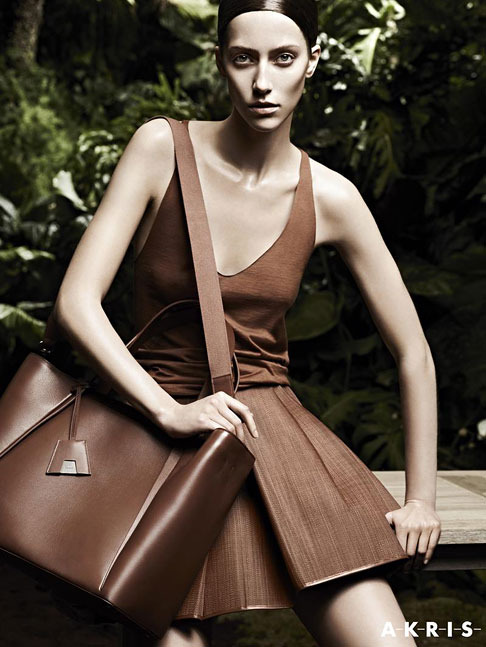 ��������� �������� Akris �����/���� 2013