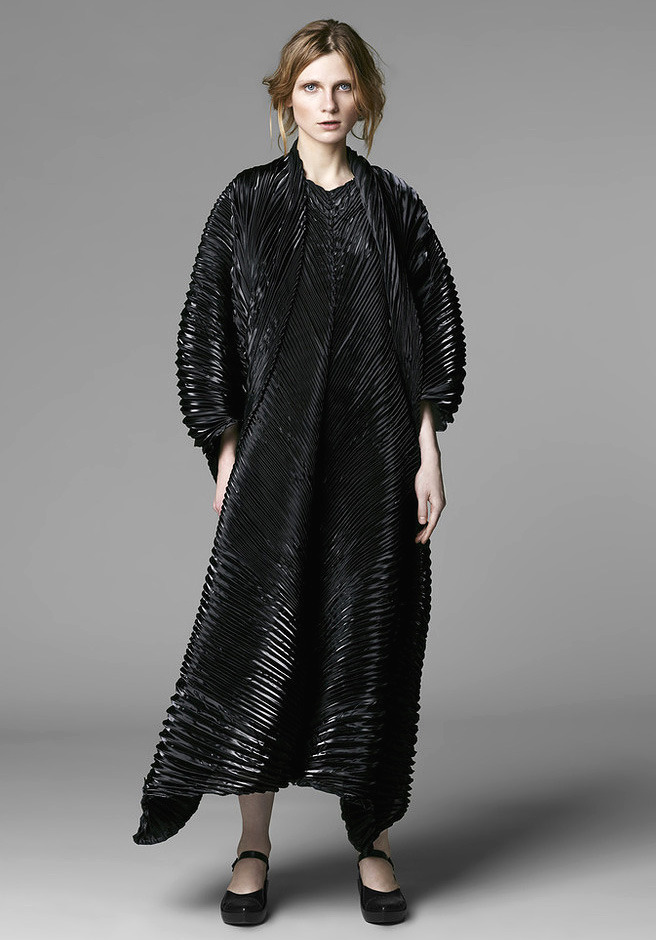 Issey Miyake pre-fall 2013