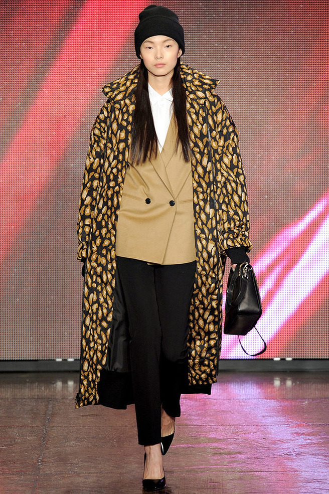 DKNY �����/���� 2013-14