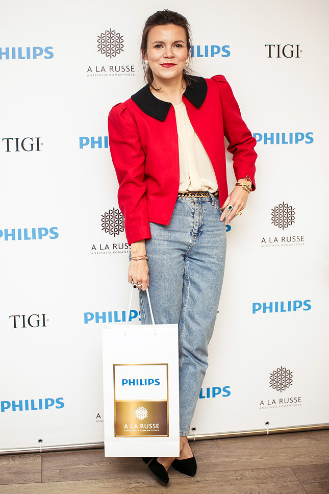 ������� ����������� �� ��������� Philips Pro � ��� Dry Bar