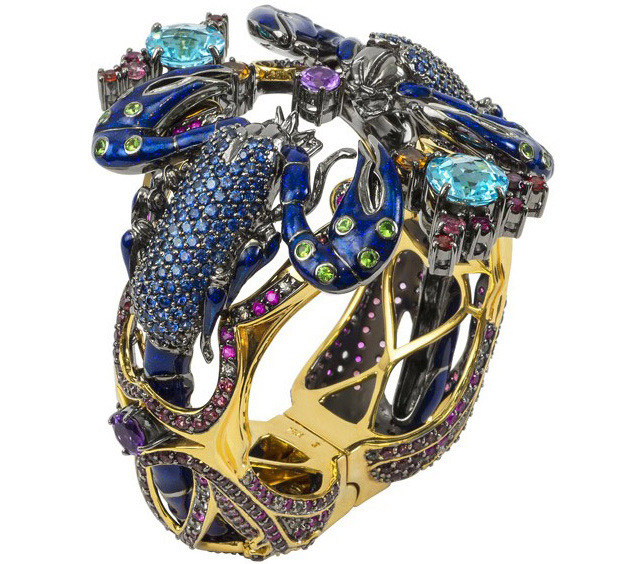 ������-����������